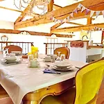 Romantic Village School With Sunny Garden Le Monestier