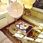 Romantic Village School With Sunny Garden Feriehus *
