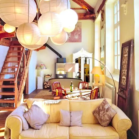 Ferienhaus Romantic Village School With Sunny Garden